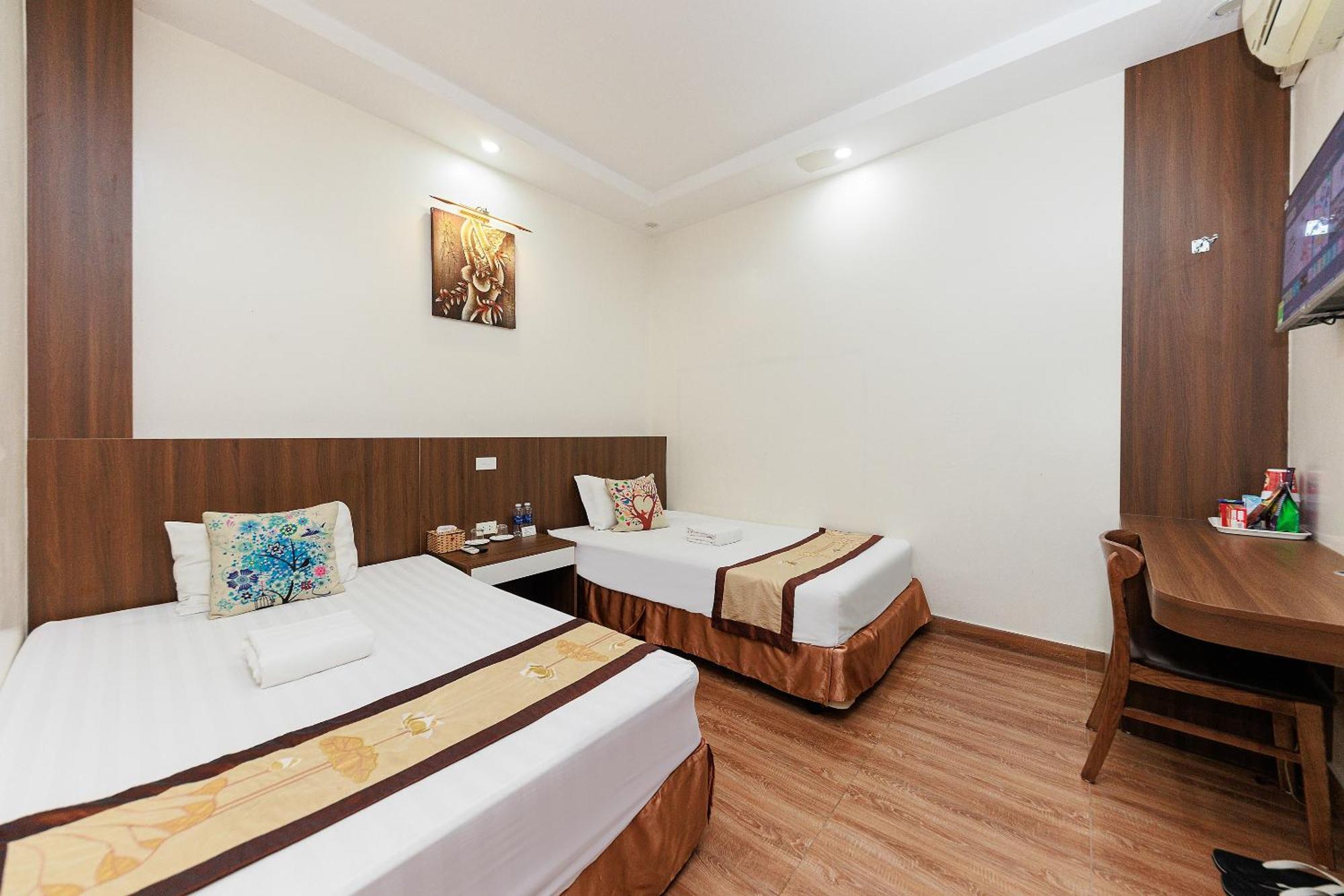 Oyo 472 Lenka Hotel Hanoi Exterior photo