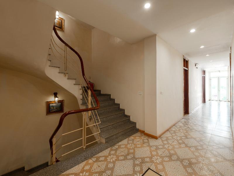 Oyo 472 Lenka Hotel Hanoi Exterior photo